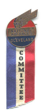 1935 pin-ribbon.jpg (144985 bytes)